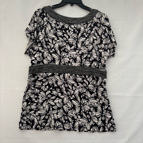 Chaus Black and White Leaf Print VNeck Blouse Size Large Raton/Spandex INV25/317 - Picture 5 of 7